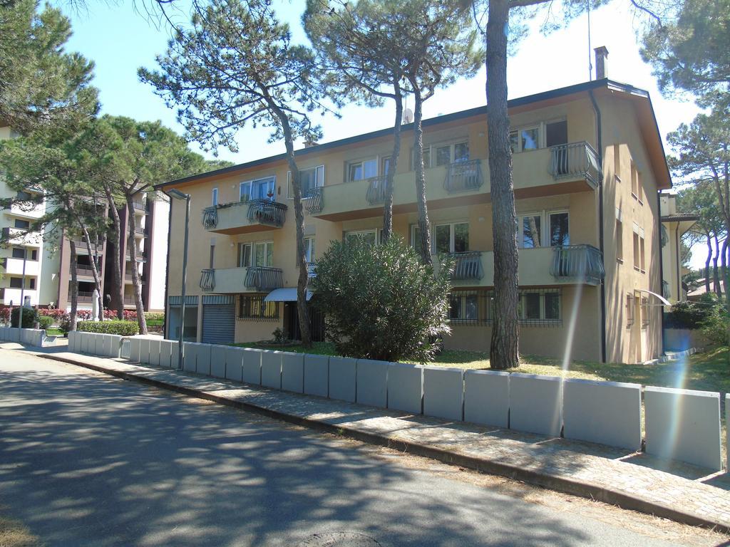 Villa Valeria Lignano Sabbiadoro Luaran gambar